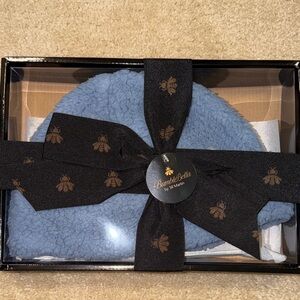 Bumblebella by Jill Martin Sherpa Beanie Winter Hat Denim Blue with Gift Box NEW